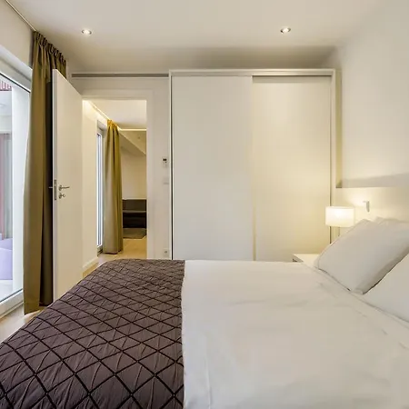 Path Bonjardim Апартаменты *